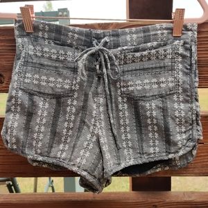 Ecote Urban Outfitters embroidered shorts. Juniors